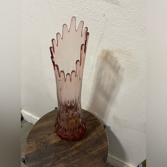 Vintage L.E Smith swung vase - Picture 3 of 7